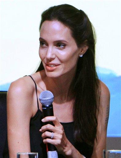 Angeline Jolie Pitt-AP1-1.jpg