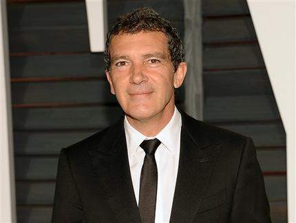 Antonio Banderas3-AP.jpg